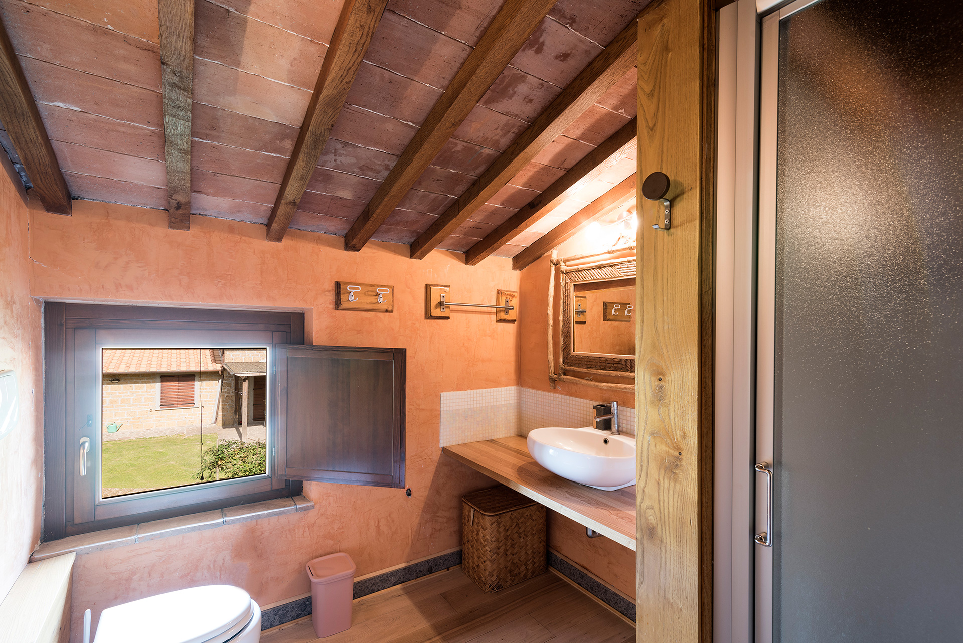 foto bagno casa alessandro 5